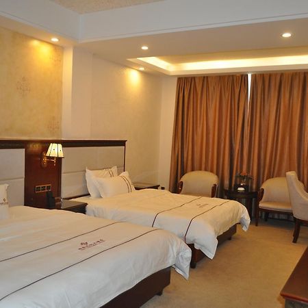 Guangdong Yao Cultural Hotel Liannan Экстерьер фото